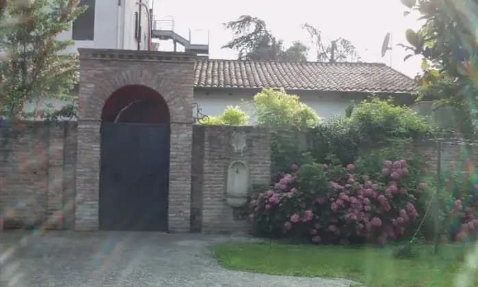 Rexer-Copparo-Villa-in-vendita-in-via-giosu-carducciGIARDINO