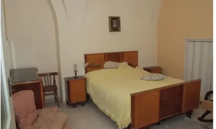 Rexer-Ruvo-di-Puglia-Casa-indipendente-in-vendita-in-via-DAbenevole-CAMERA-DA-LETTO