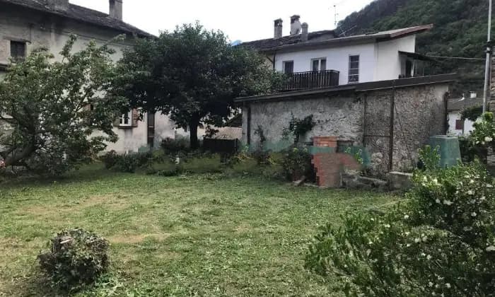 Rexer-Mese-Vendesi-casa-indipendente-da-risttruturare-in-Via-Liro-a-Mese-SO-GIARDINO