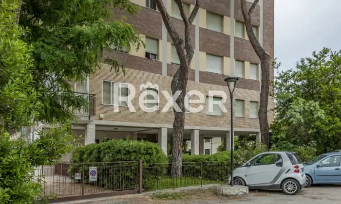 Rexer-Cervia-Trilocale-luminoso-e-spazioso-con-balcone-sul-verdeESTERNO