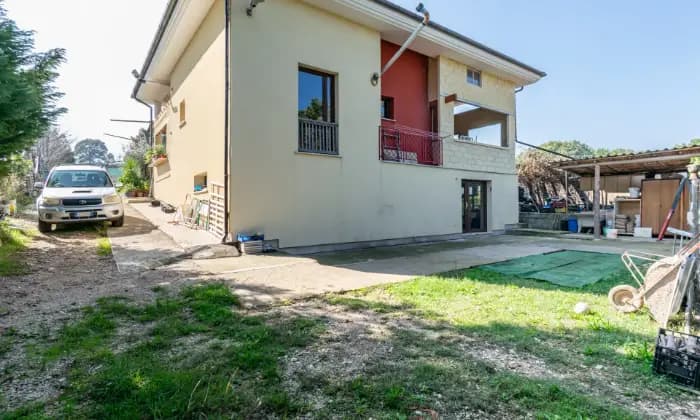 Rexer-Guglionesi-Villa-indipendente-dotata-di-ogni-comfort-vicino-Termoli-CB-ESTERNO