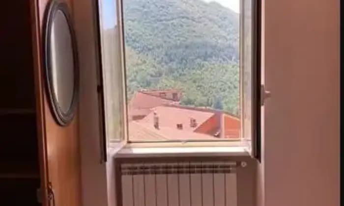 Rexer-Affile-Casa-di-paese-in-vendita-in-via-del-Pozzico-a-Affile-CAMERA-DA-LETTO