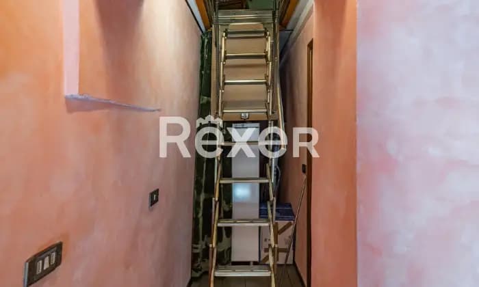 Rexer-Fanano-Ampio-appartamento-in-pieno-centro-con-torre-storicaSCALA