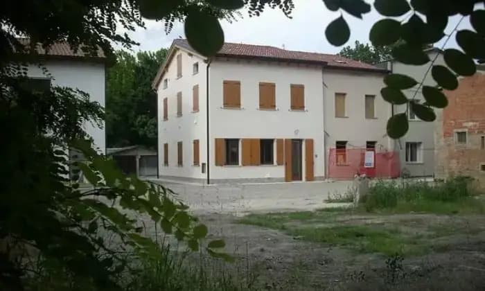 Rexer-Novi-di-Modena-Villa-a-schiera-in-vendita-in-Piazza-G-Matteotti-a-Novi-di-Modena-ALTRO