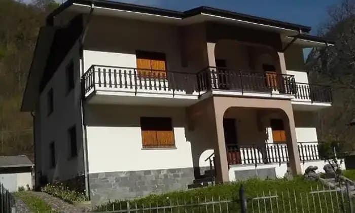 Rexer-Vito-dAsio-Vendesi-In-casa-bifamiliare-appartamento-indipendente-a-Vito-Dasio-PN-Facciata