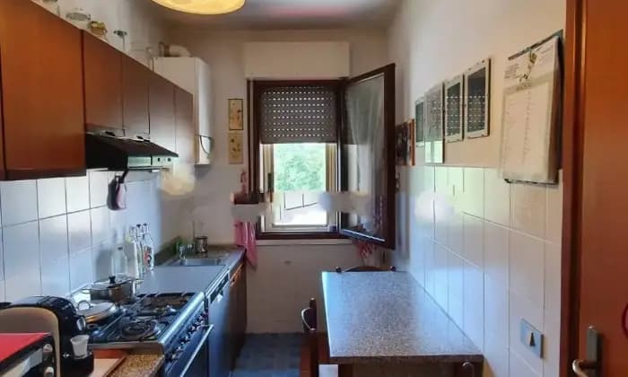 Rexer-Bibbiena-Vendesi-appartamento-in-Via-MTimossi-a-Bibbiena-Cucina