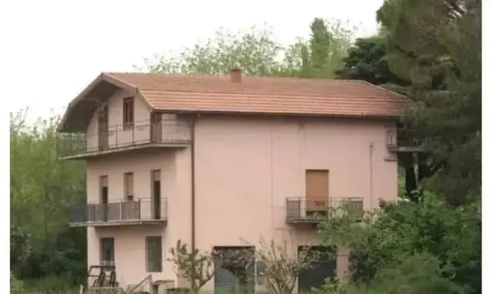 Rexer-Torrecuso-Casa-di-paese-in-vendita-in-contrada-Torrepalazzo-a-Torrecuso-Giardino