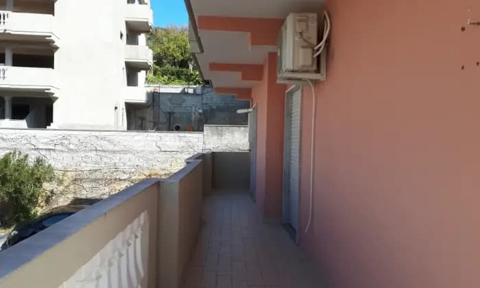 Rexer-Scalea-Appartamento-panoramico-centrale-Garage