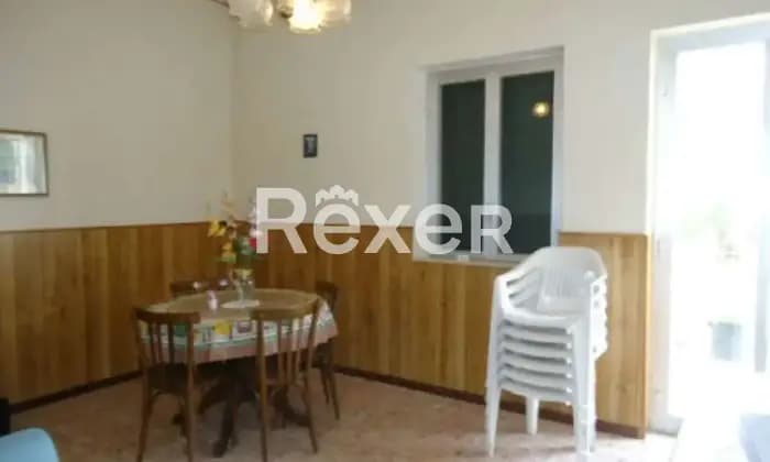 Rexer-Ragusa-Casa-indipendente-con-terreno-Salone