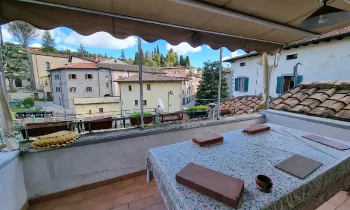 Rexer-Sestino-Appartamento-in-borgo-medievale-con-ampia-terrazza-vista-piazza-centrale-Terrazzo