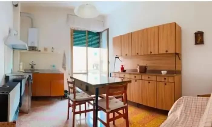 Rexer-Savona-Appartamento-da-ristrutturare-Cucina