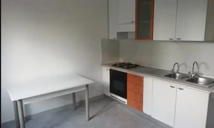 Rexer-Siena-Appartamento-in-vendita-in-Strada-Cassia-Sud-a-Siena-Cucina