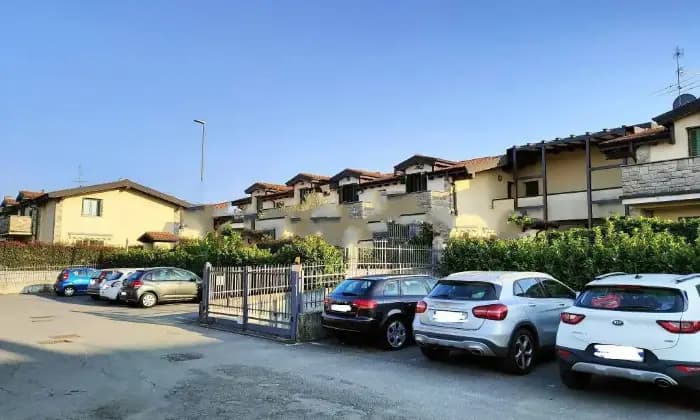 Rexer-Brignano-Gera-dAdda-Vendesi-appartamento-in-via-San-Francesco-dAssisi-Brignano-Gera-dAddaTerrazzo