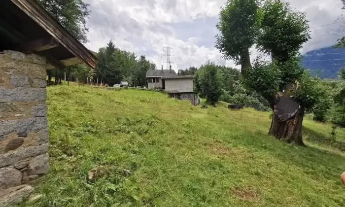 Rexer-Malonno-Chalet-in-vendita-in-via-Zazza-a-Malonno-Terrazzo