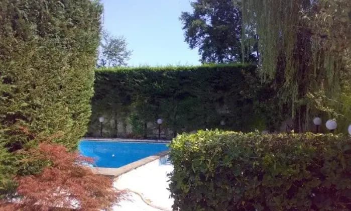 Rexer-Alvignano-Villa-in-vendita-in-via-Tommaso-Pagliuca-Alvignano-Giardino