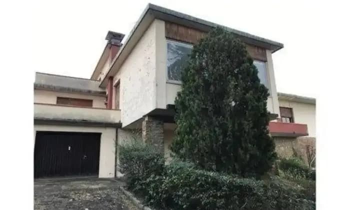 Rexer-Montelupo-Fiorentino-Villa-unifamiliare-via-della-Repubblica-Centro-Montelupo-Fiorentino-Garage