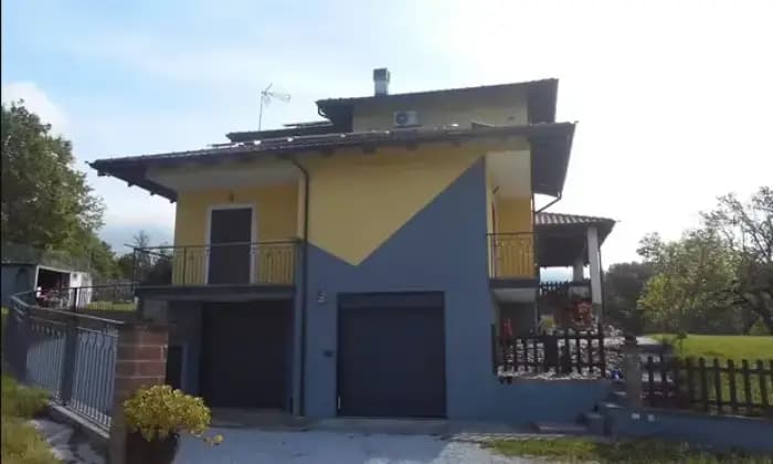 Rexer-Castelluccio-Inferiore-Villa-bifamiliare-in-vendita-in-Contrada-Ceracalla-a-Castelluccio-Inferiore-Terrazzo