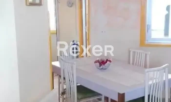 Rexer-GiardiniNaxos-Appartamento-a-mt-dal-mare-con-vista-panoramica-mare-e-Etna-Cucina