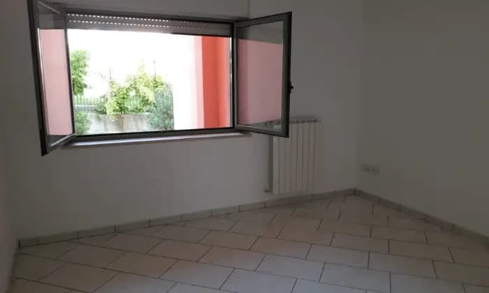 Rexer-San-Giuliano-di-Puglia-Appartamento-con-terrazzo-e-garage-CameraDaLetto
