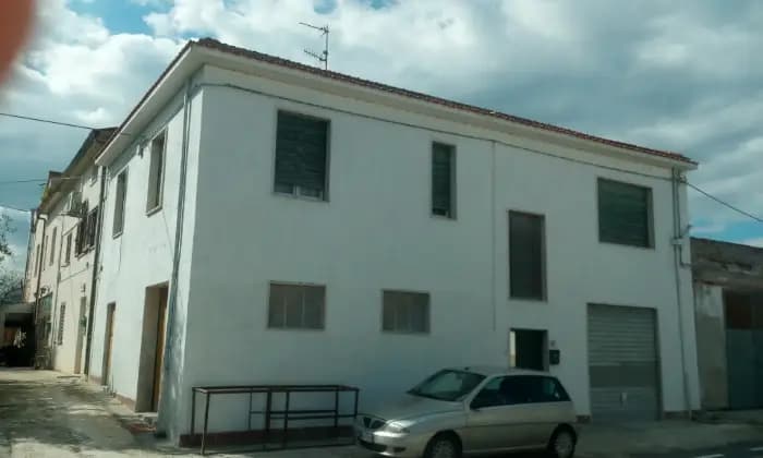 Rexer-Citt-SantAngelo-Casa-in-vendita-in-via-della-Cona-a-Citt-SantAngelo-Garage