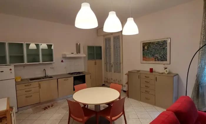 Rexer-Poggibonsi-Appartamento-ristrutturato-zona-centrale-affittata-sino-a-febbraio-Cucina