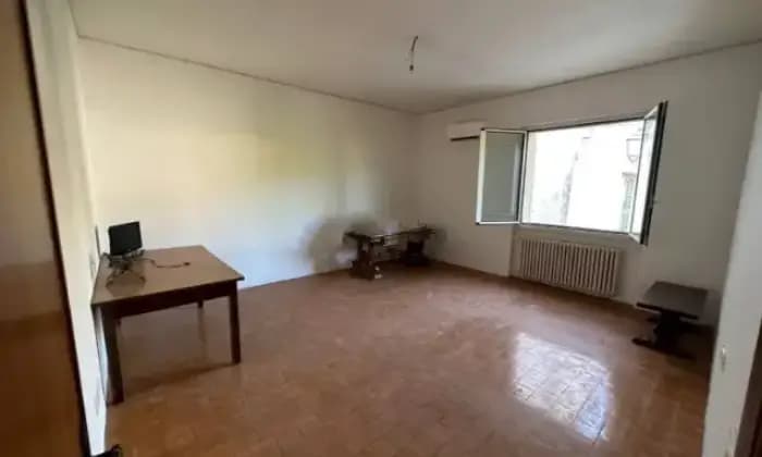 Rexer-Reggello-Appartamento-in-vendita-in-via-Andrea-del-Sarto-Cancelli-Reggello-Stanza