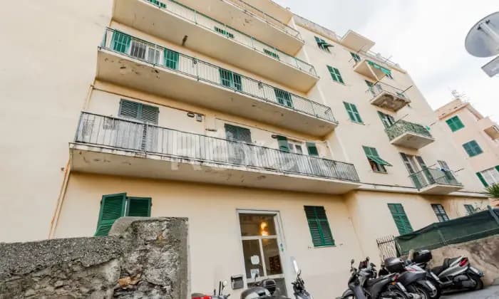 Rexer-Genova-Genova-quartiere-Quarto-Via-Priaruggia-ampio-appartamento-in-vendita-ALTRO