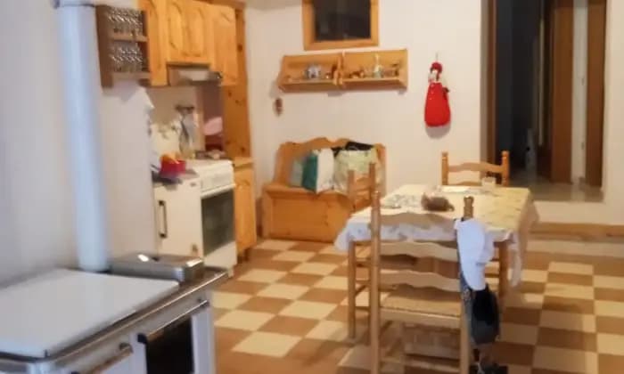 Rexer-Cotronei-Appartamento-in-localit-Trepid-Soprano-a-Cotronei-Cucina
