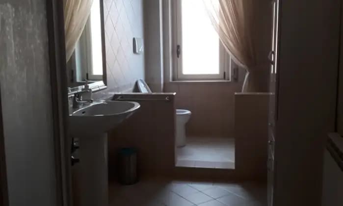 Rexer-Nicotera-APPARTAMENTO-SPAZIOSO-LUMINOSO-IN-CORTILE-PRIVATO-Bagno