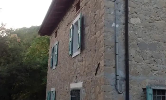 Rexer-Marzabotto-Villa-unifamiliare-via-Montasico-Croce-MarzabottoAltro