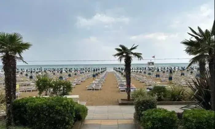 Rexer-Jesolo-Trilocale-ottimo-stato-secondo-piano-Lido-Centro-Ovest-Jesolo-Terrazzo