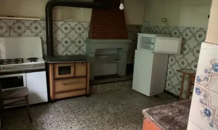 Rexer-Pratovecchio-Stia-Propriet-rustica-in-vendita-in-via-di-lonnano-Cucina