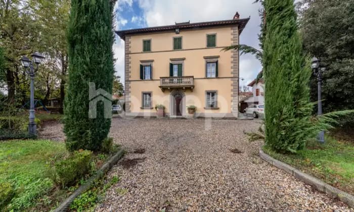 Rexer-Fucecchio-Splendida-villa-dal-fascino-storico-e-comfort-modernoESTERNO
