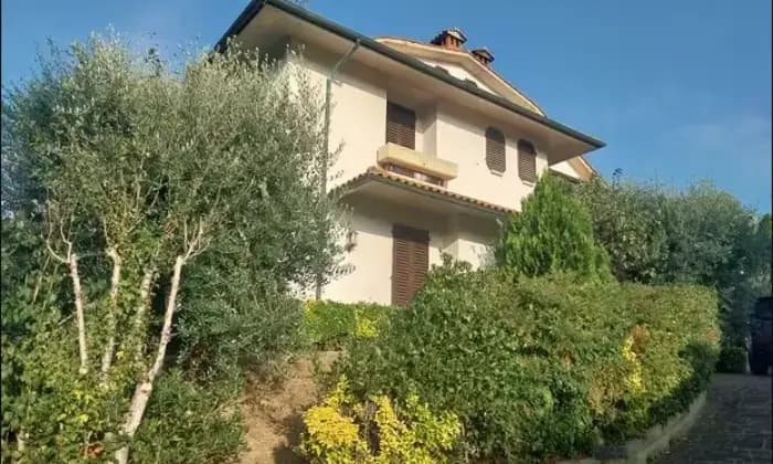 Rexer-Poggibonsi-Vendesi-casa-indipendente-in-Via-Monte-Rosa-a-POGGIBONSI-Terrazzo