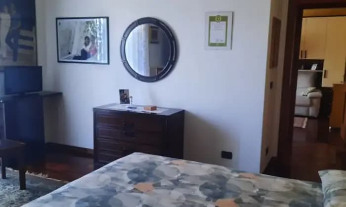 Rexer-LAquila-Vendo-appartamento-in-ottime-condizioni-con-terrazzo-e-giardino-CameraDaLetto