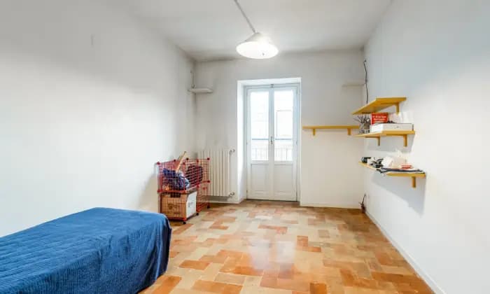 Rexer-Chieti-Ampia-e-luminosa-casa-indipendente-con-dettagli-storici-CAMERA-DA-LETTO