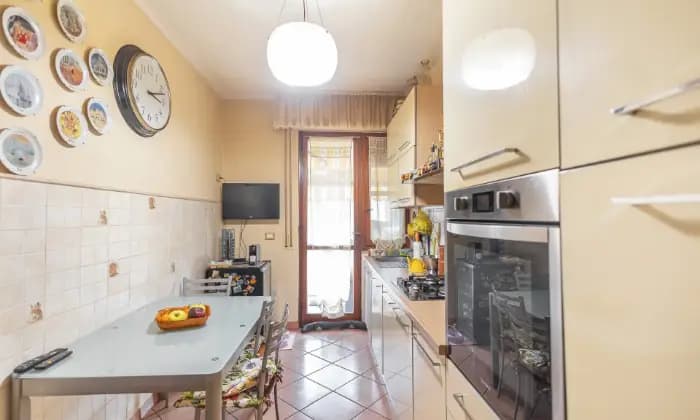 Rexer-Camaiore-Appartamento-in-vendita-in-dAnnunzio-a-Camaiore-CUCINA