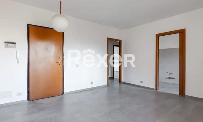 Rexer-Scandicci-Ampio-e-luminoso-appartamento-con-terrazzoSALONE