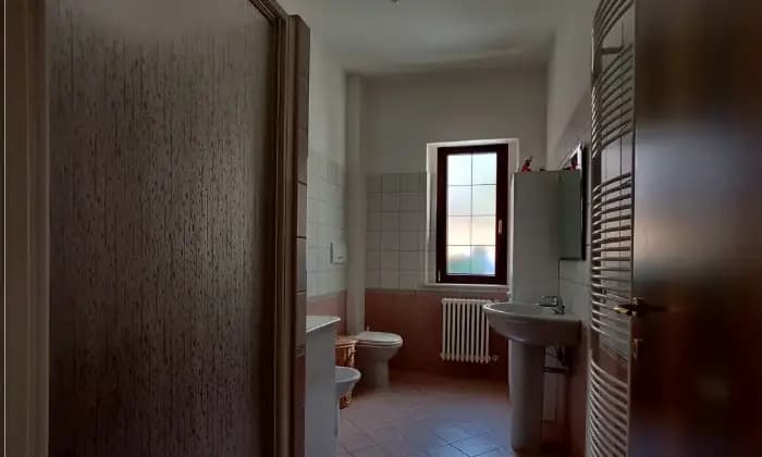 Rexer-Abbateggio-Avviato-BB-e-casa-vacanze-con-piscina-BAGNO