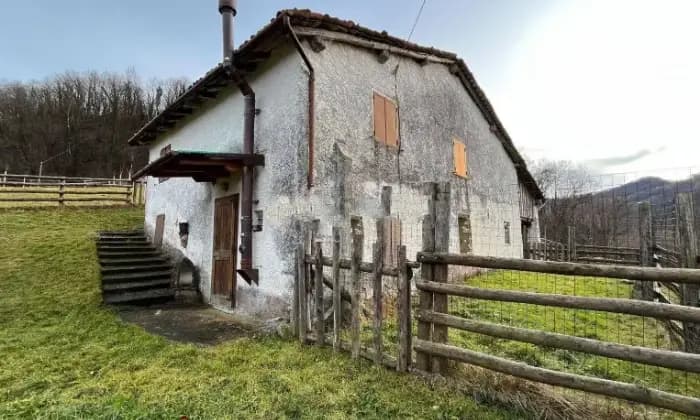 Rexer-Pasturo-Casalecascina-in-vendita-in-via-Rocca-Terrazzo