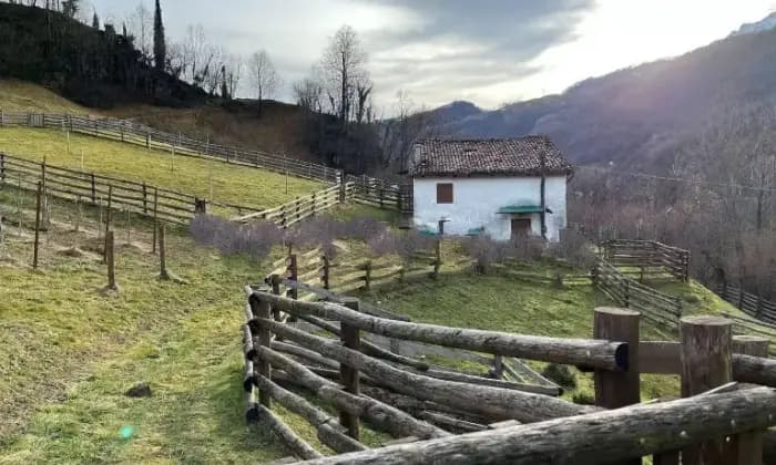 Rexer-Pasturo-Casalecascina-in-vendita-in-via-Rocca-Terrazzo