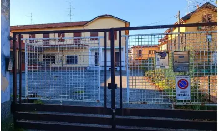 Rexer-Gallarate-Casa-di-paese-in-vendita-in-via-A-Sciesa-Gallarate-Terrazzo