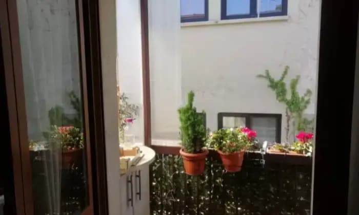 Rexer-Milano-Appartamento-in-vendita-in-via-Carlo-Boncompagniv-No-Ascensore-BALCONE