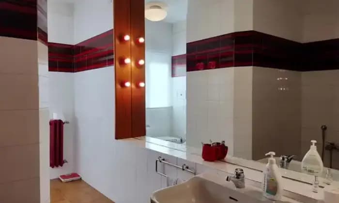 Rexer-Andria-Appartamento-in-vendita-in-via-Firenze-ad-Andria-Bagno