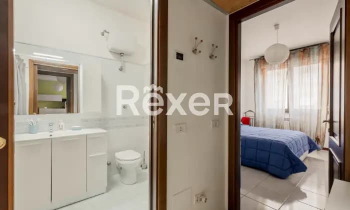 Rexer-Roma-Appartamento-luminoso-con-terrazzo-BAGNO
