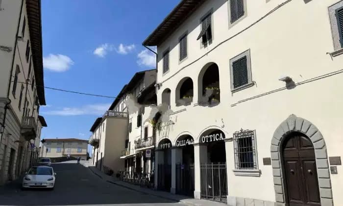 Rexer-Campi-Bisenzio-Appartamento-in-vendita-nel-centro-storico-di-Campi-BisenzioTerrazzo