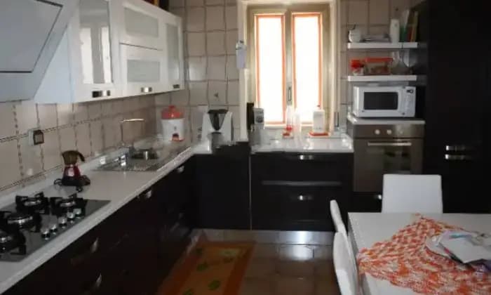 Rexer-Mussomeli-Appartamento-su-due-piani-in-vendita-in-via-DogliottiMussomeli-Cucina