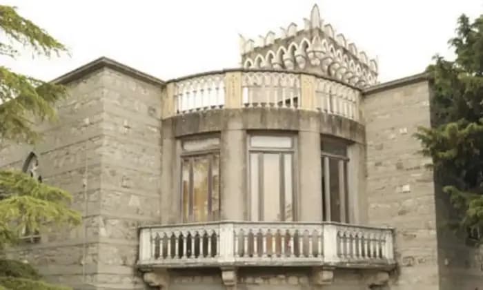 Rexer-Villanova-del-Battista-Palazzo-iorizzo-Giardino