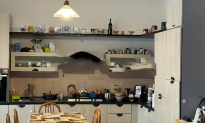 Rexer-Mortara-Appartamento-in-villa-via-Galileo-Galilei-Cucina