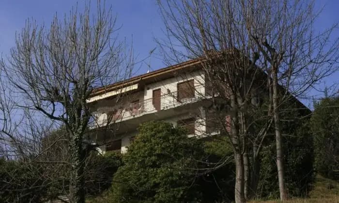 Rexer-Biella-Villa-unifamiliare-Strada-delle-Betulle-Piazzo-Vandorno-Favaro-BiellaTerrazzo